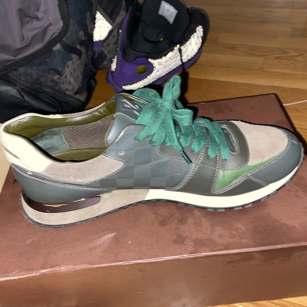 Louis Vuitton runaway sneaker - Picture 6 of 9